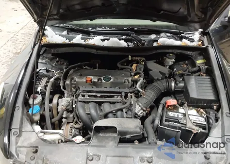 2009 Honda Accord 2.4 Lx-P из США, поврежденный, VIN JHMCP26419C003918